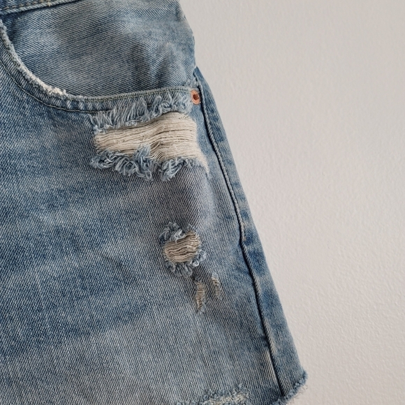 Levi's 511 Light Wash Distressed Denim Cut-Off Jean Shorts - Picture 8 of 11